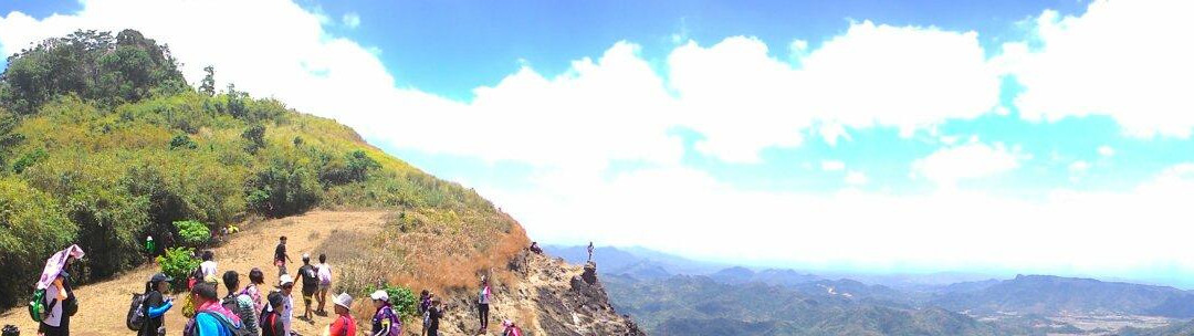 Mt Pico de Loro景点图片