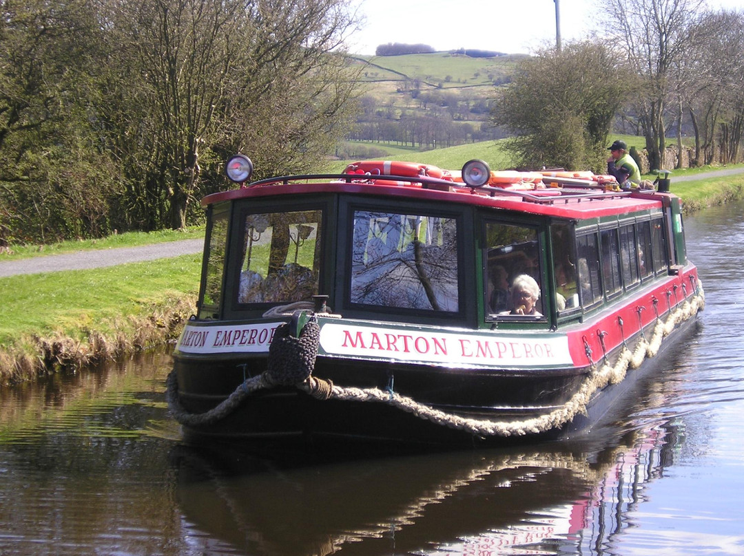 Foulridge Canal Cruises景点图片