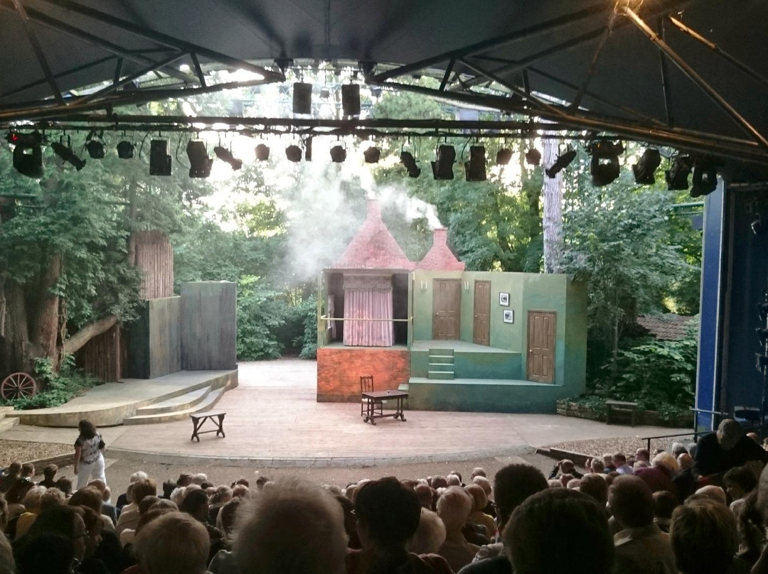 Rutland Open Air Theatre-斯坦福德镇必去景点
