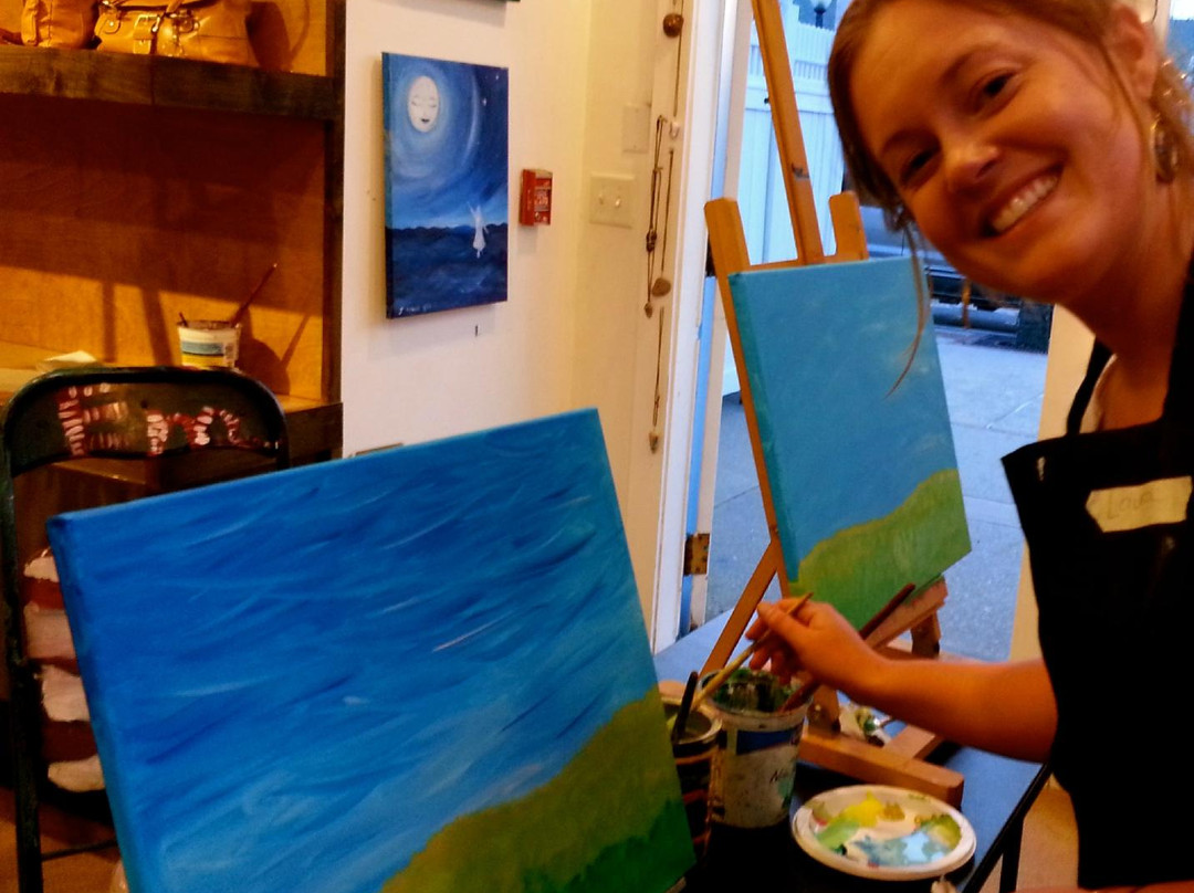 The Cape Cod Art Bar景点图片