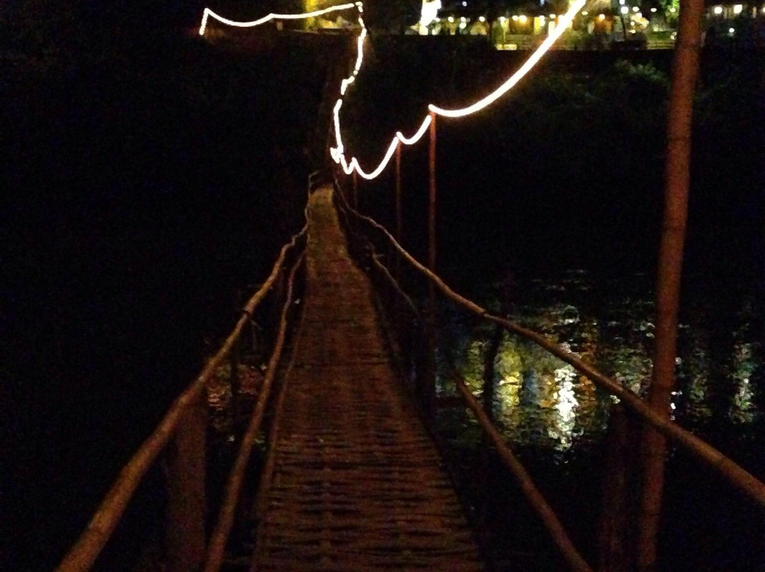 湄公河竹桥-琅勃拉邦必去景点