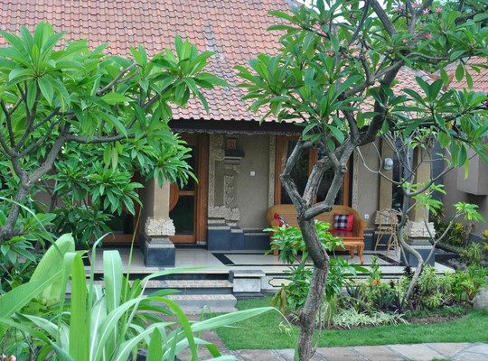 Sumberkima酒店住宿-Trijaya Guest House