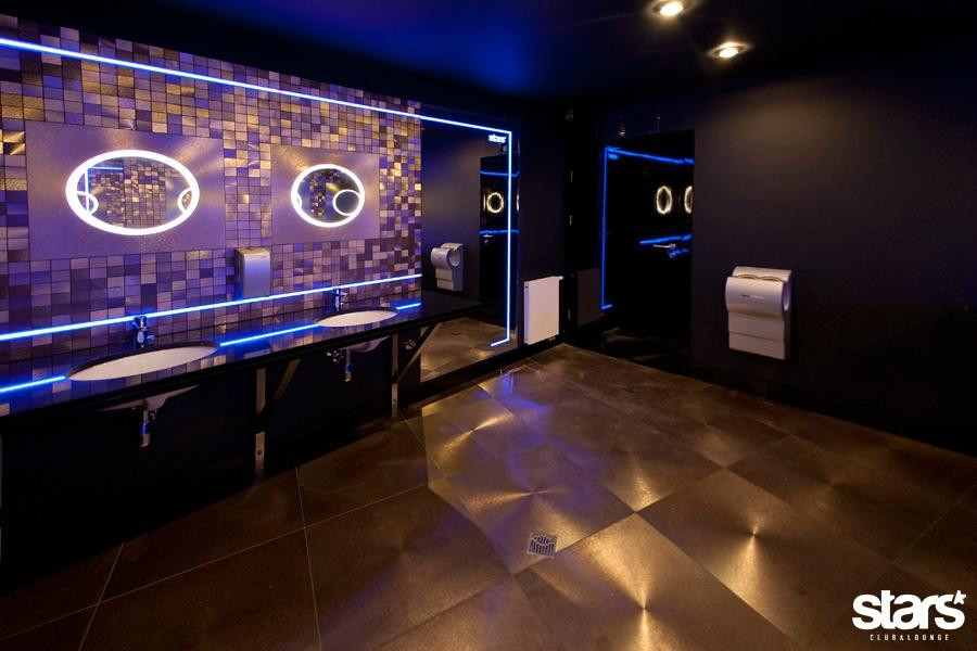 Stars Club & Lounge-托伦古镇必去景点