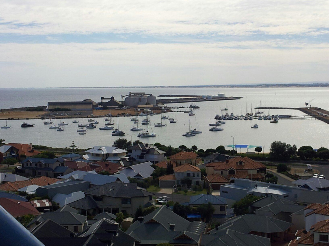 Marlston Hill Lookout Tower-班伯利必去景点