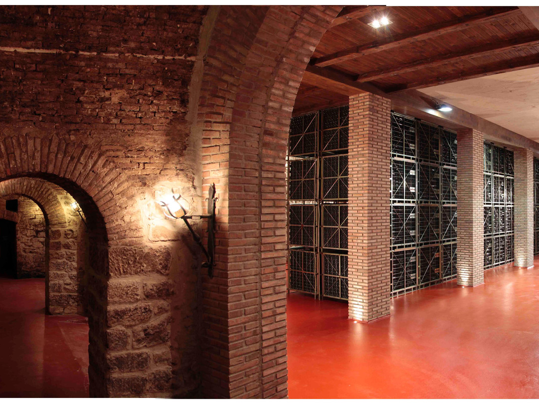Bodegas Riojanas-Cenicero必去景点