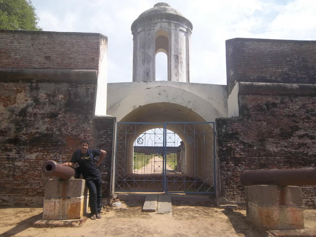 Dutch Fort-甘吉布勒姆必去景点