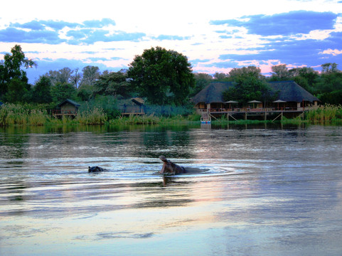 Nunda River Lodge