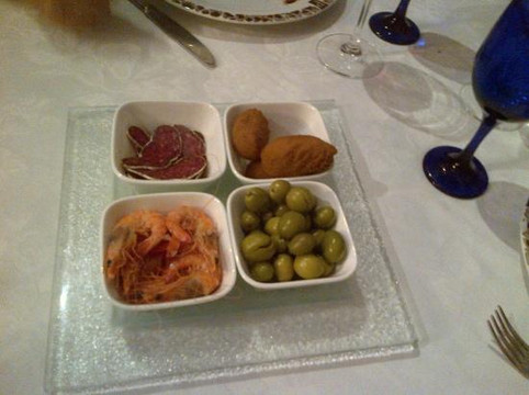 Els Reguers餐馆和美食-El Celler D'en Panxampla