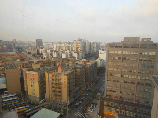 宝利来国际大酒店主图