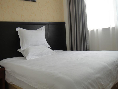 格林豪泰智选酒店(上海国家会展中心嘉怡路地铁站店)主图