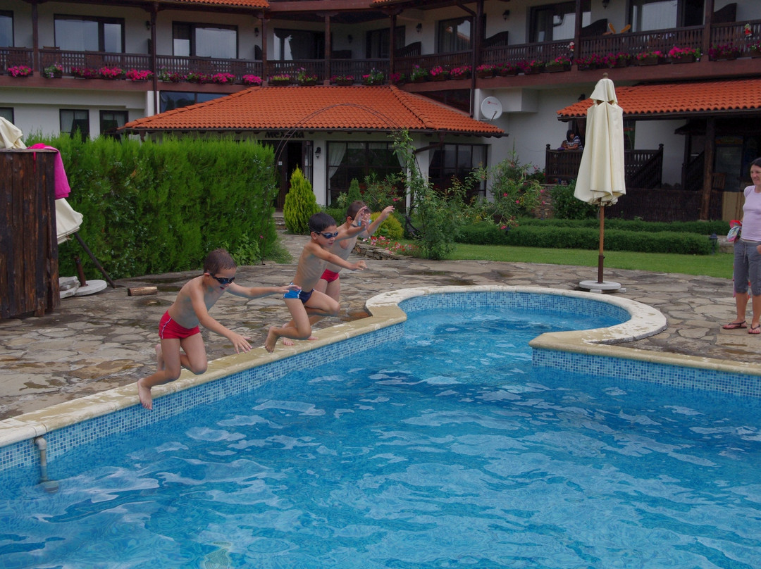 Svatovete Hotel & Tavern