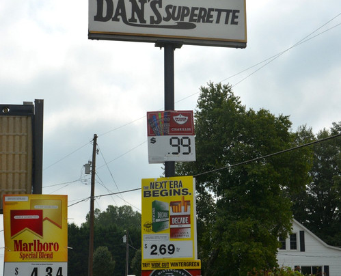 Fallston餐馆和美食-Dan's Superette