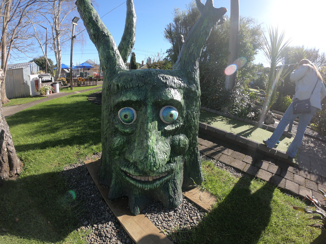 Enchanted Forest Mini Golf-奥尼洪加必去景点