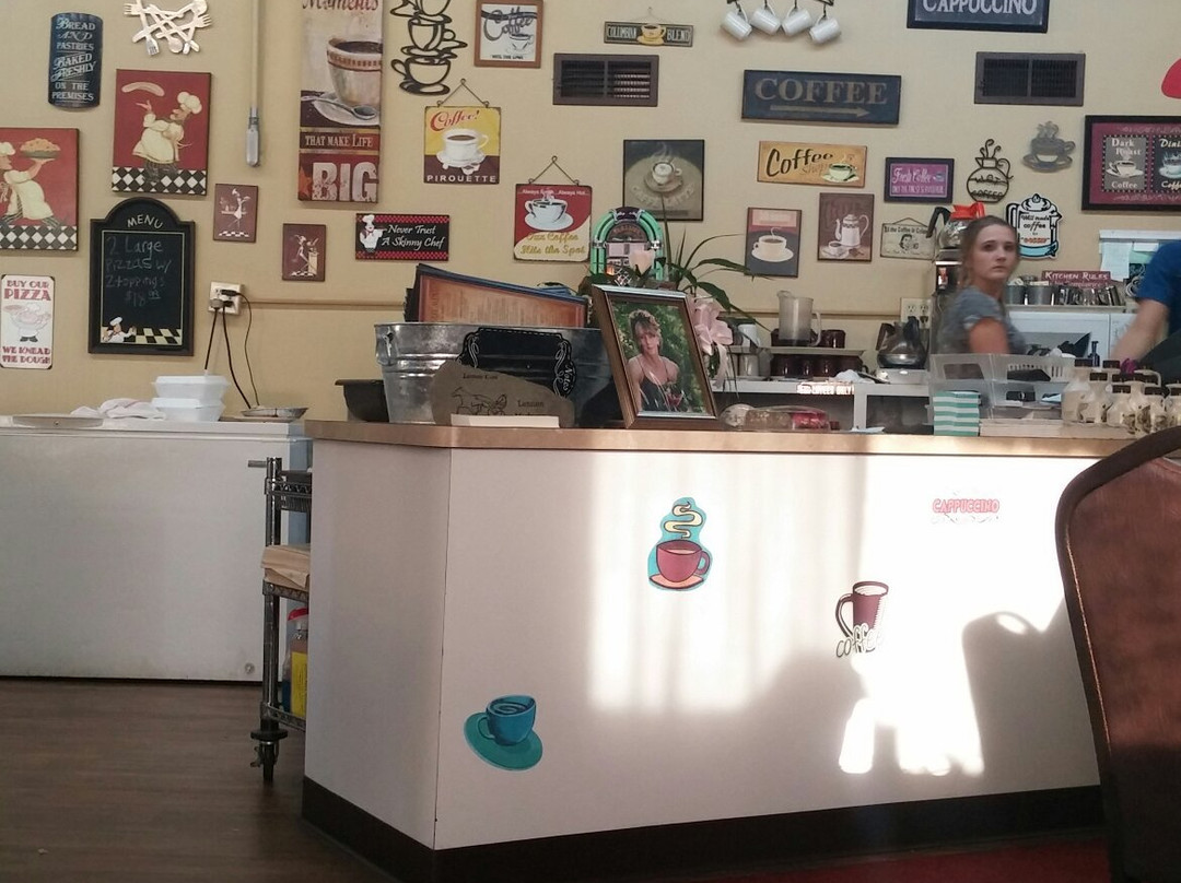 Vernon餐馆和美食-Lennon Cafe