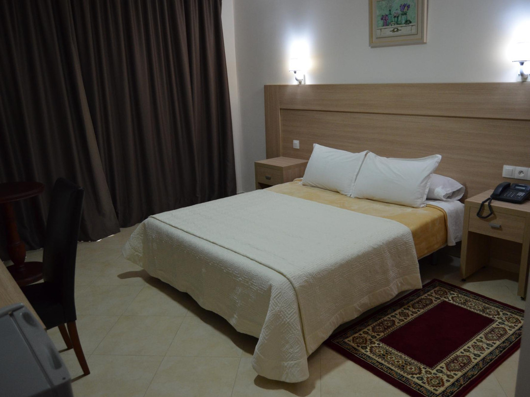 Ghdir Defla酒店住宿-Hotel Tanger Med