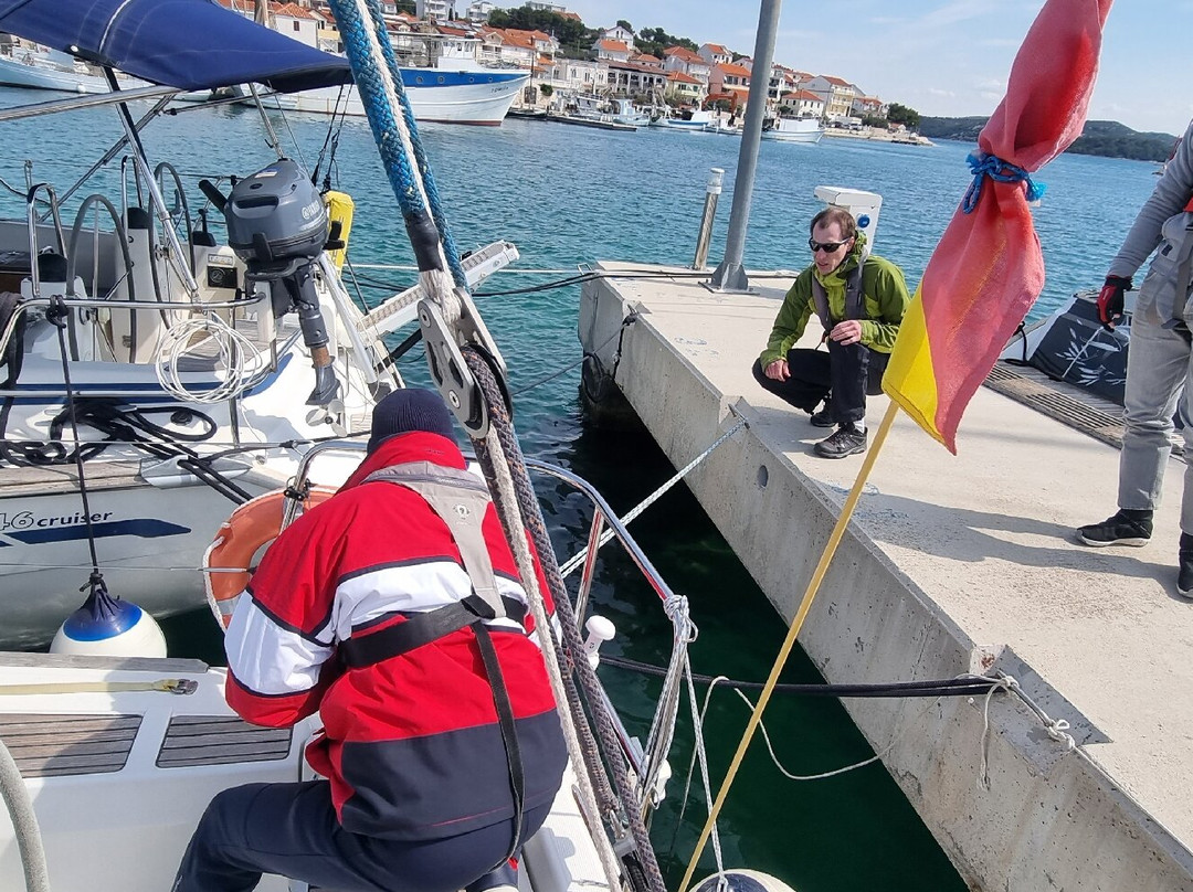 Adriatic Nautical Academy-Murter Island必去景点