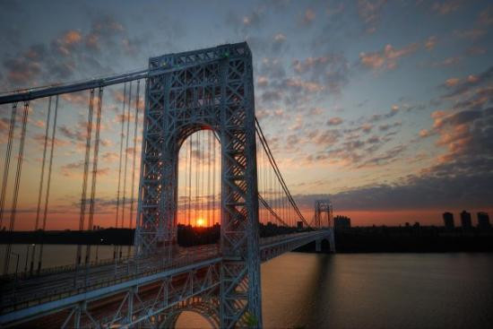 乔治华盛顿大桥-纽约市必去景点