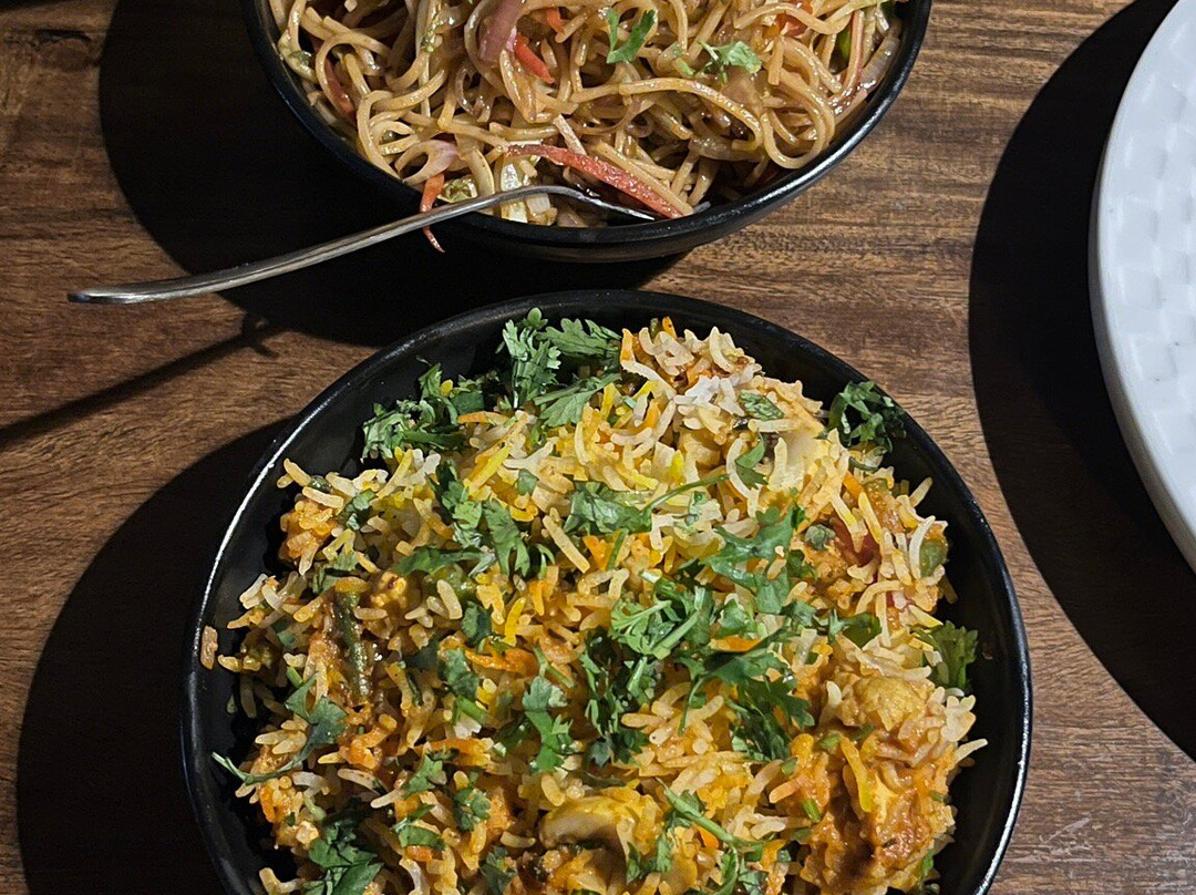 The Yakshaa Neelkanth主图