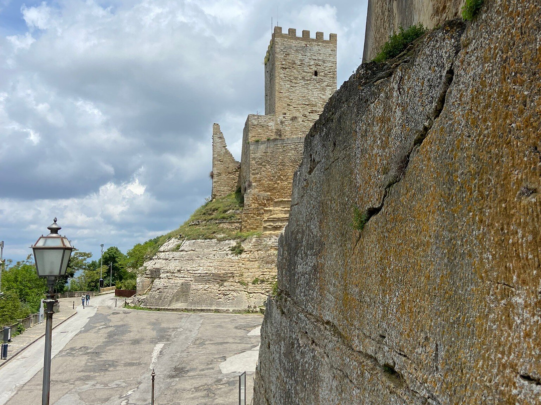Castello di Lombardia-Enna必去景点