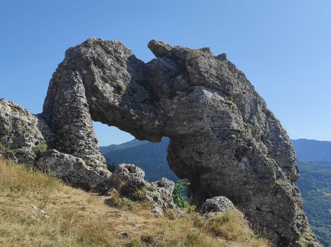 Pierre Percée-Pierre-Chatel必去景点