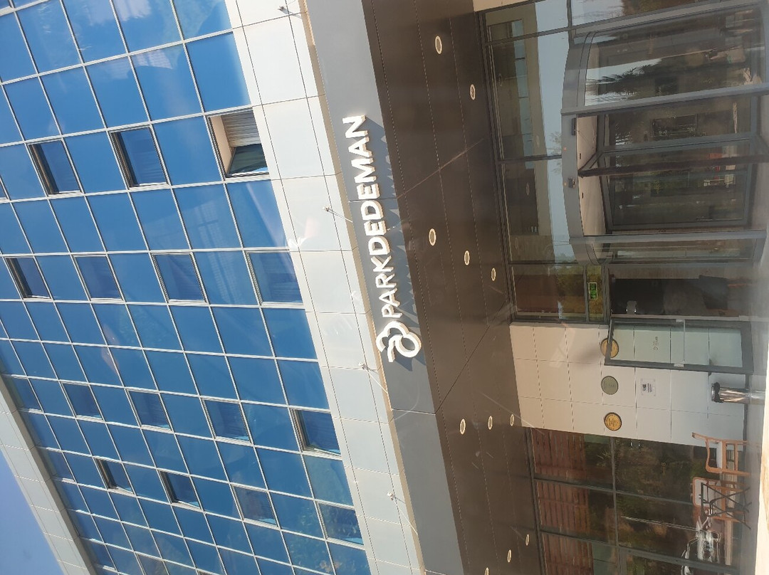 代尼兹利德德曼公园酒店主图