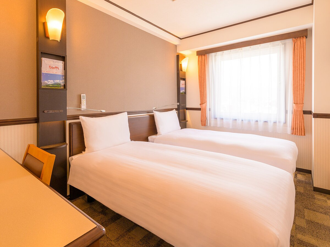 Toyoko Inn Honatsugi-eki Minami-guchi主图