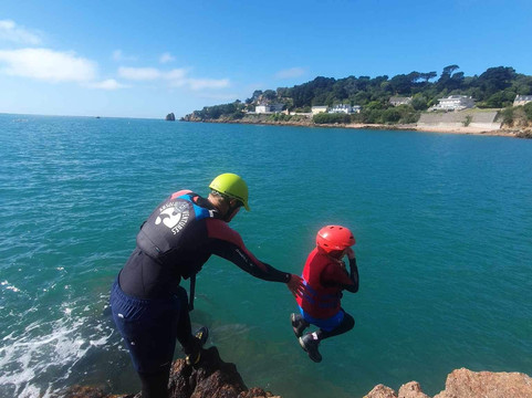 Absolute Adventures-圣布雷拉德必去景点