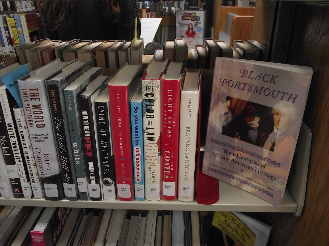 The Goodwin Library-Farmington必去景点