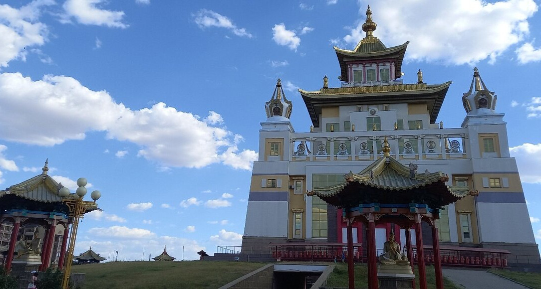 Buddha Shakyamuni Golden Abode-Elista必去景点