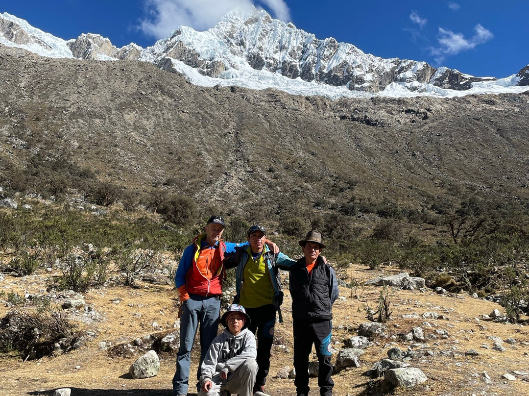Huaraz Adventures-瓦拉斯必去景点