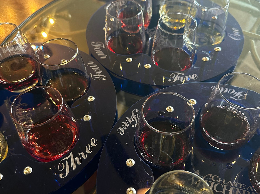 Chateau Meichtry Family Vineyard and Winery-Talking Rock必去景点