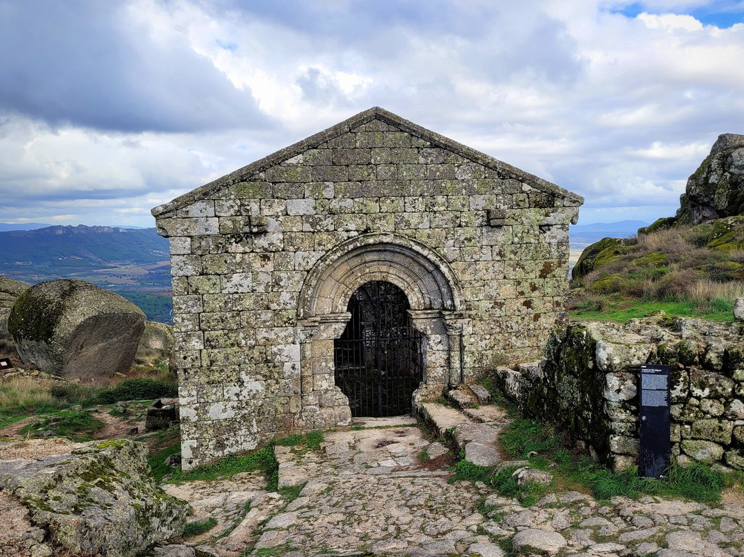 Ruínas Da Igreja De São Miguel景点图片