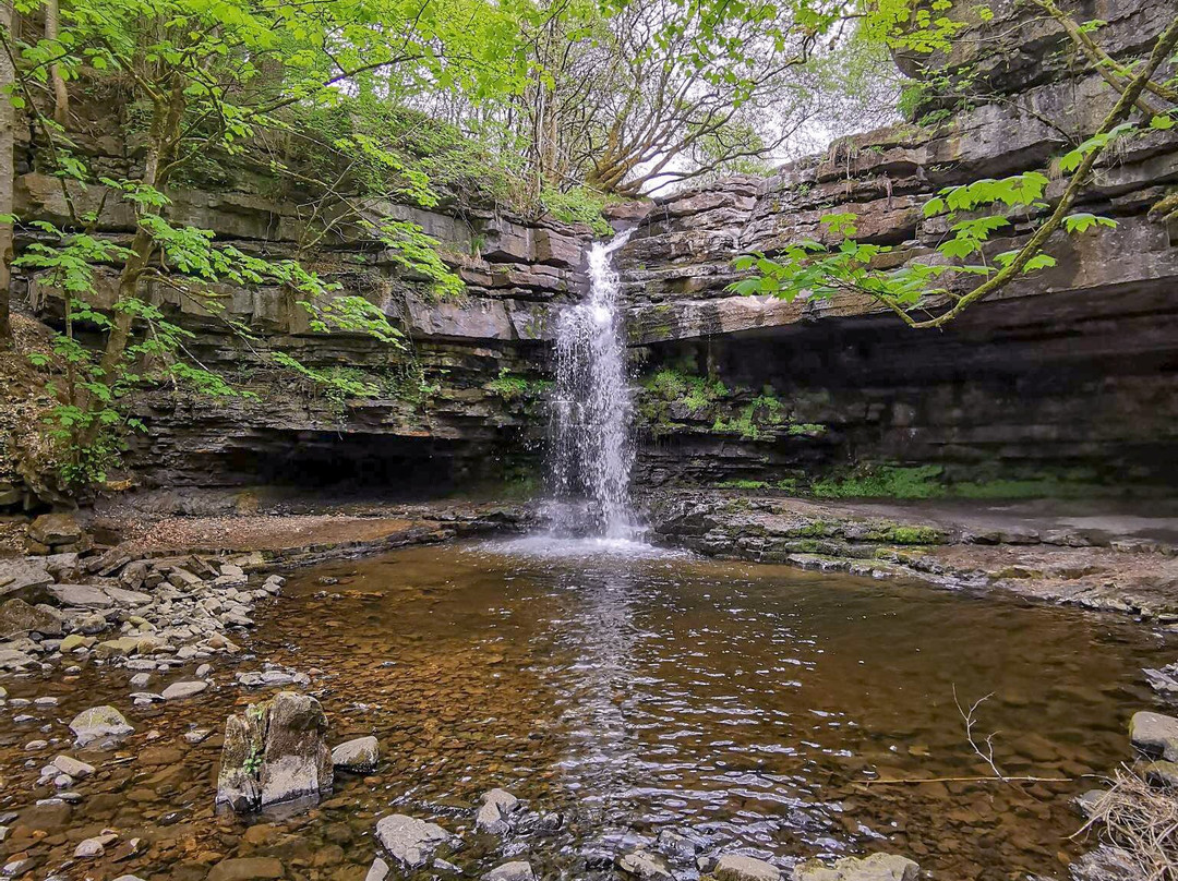 Summerhill Force And Gibsons Cave景点图片