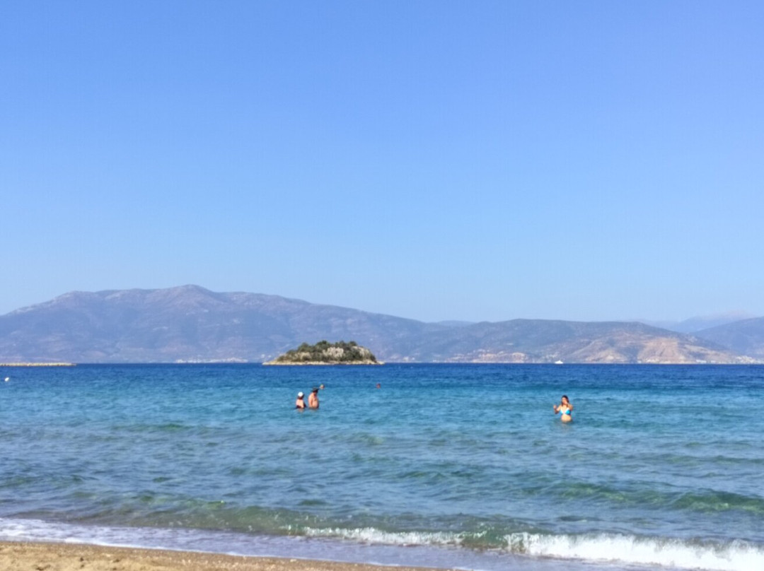 Karathona Beach景点图片