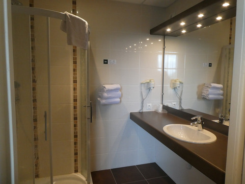 罗吉斯阿罗耶旅馆主图