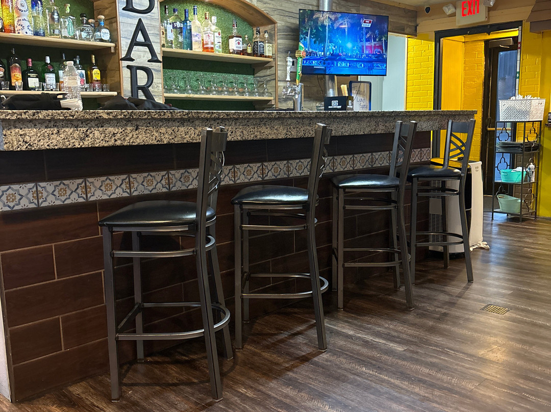 Excaret Mexico Bar & Grill