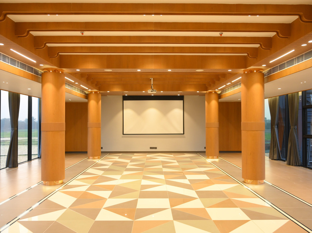 Golden Park Hotel & Resort主图