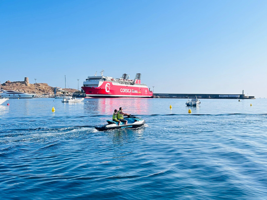 Jet Loc-Ile Rousse必去景点