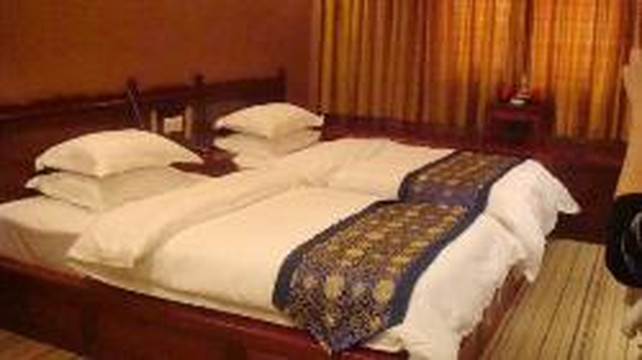 融易居精品酒店主图