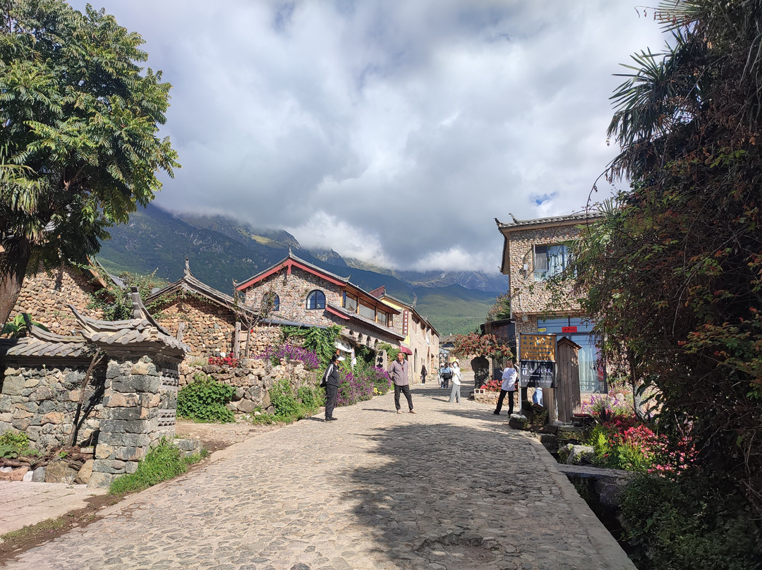 Yuhu Village And Joseph Rock's Residence-丽江市必去景点