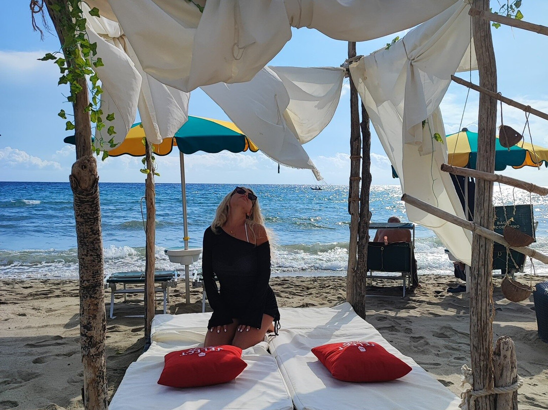 Bagni Arcobaleno-Laigueglia必去景点