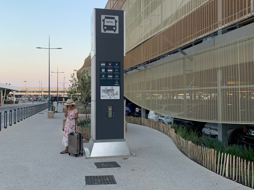 Holiday Inn Express Marseille Airport主图