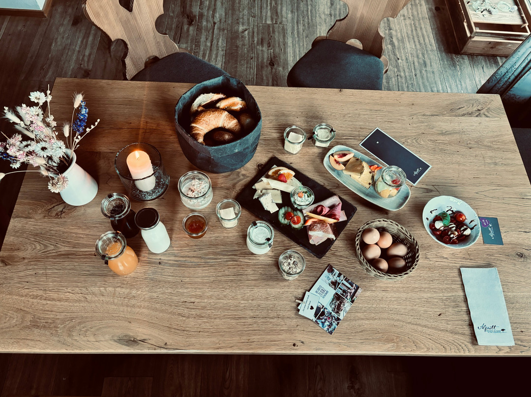 Alpzitt Chalets im Dorf主图