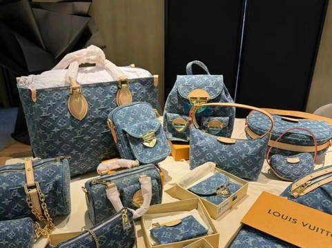 七浦路服装批发市场-上海市必去景点