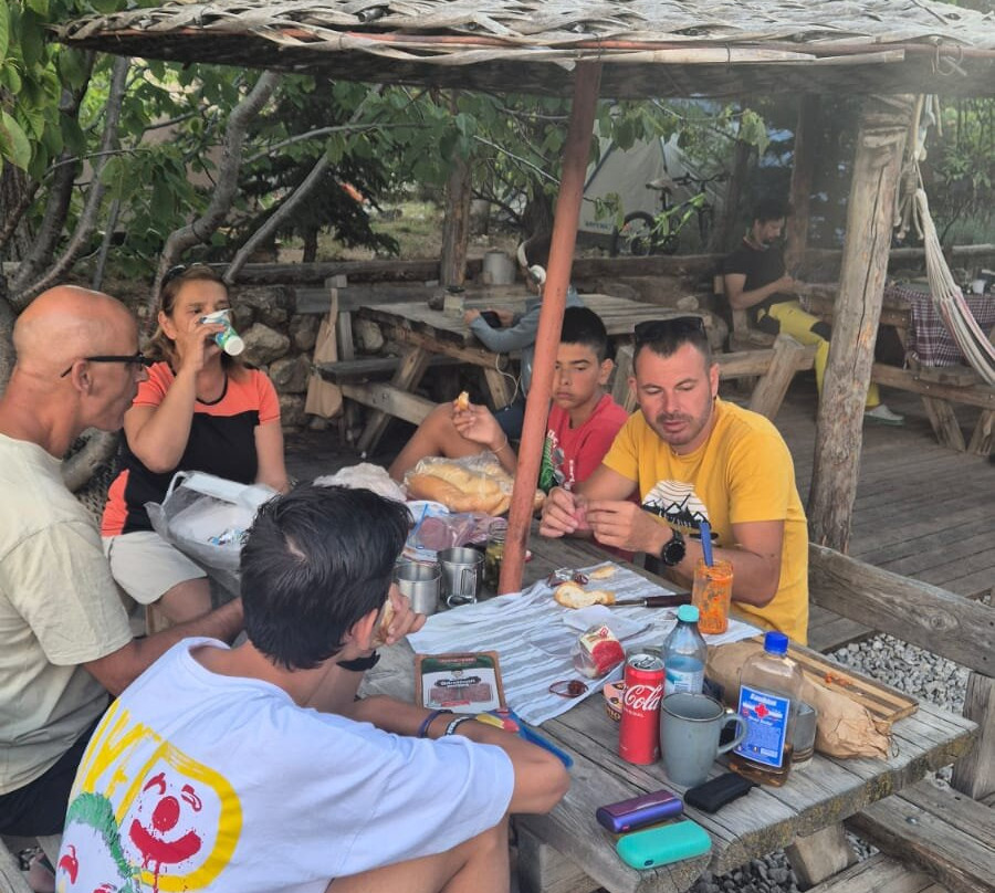 Aladaglar Camping Bungalow主图