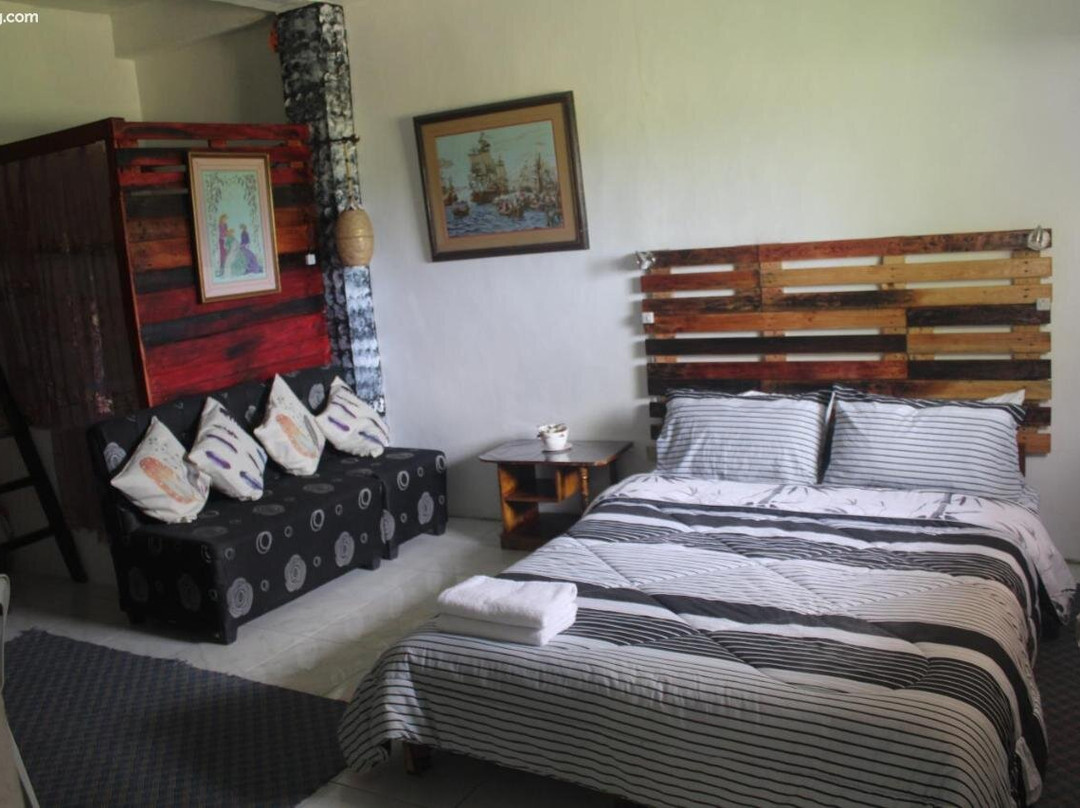 Marano's Hometel主图