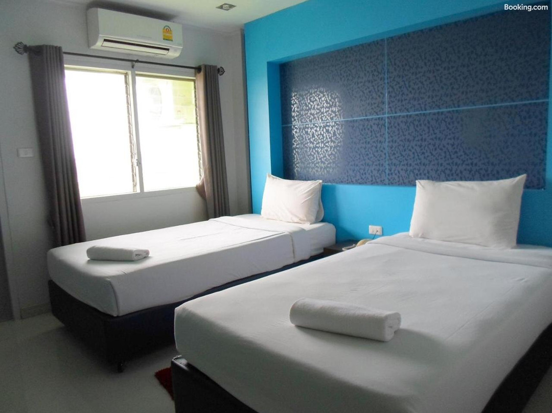 Phongkaew Hotel And Apartment主图