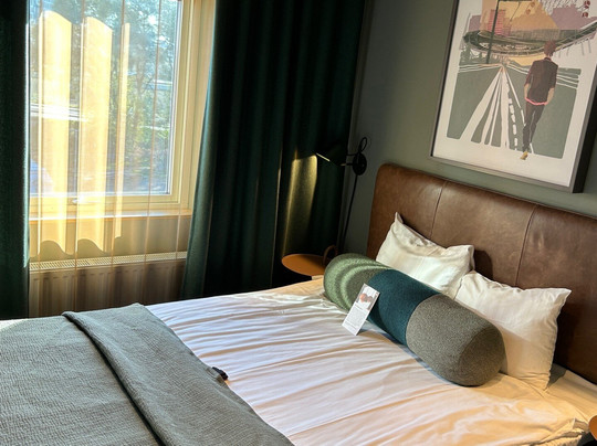 斯巴尔加尔达酒店主图