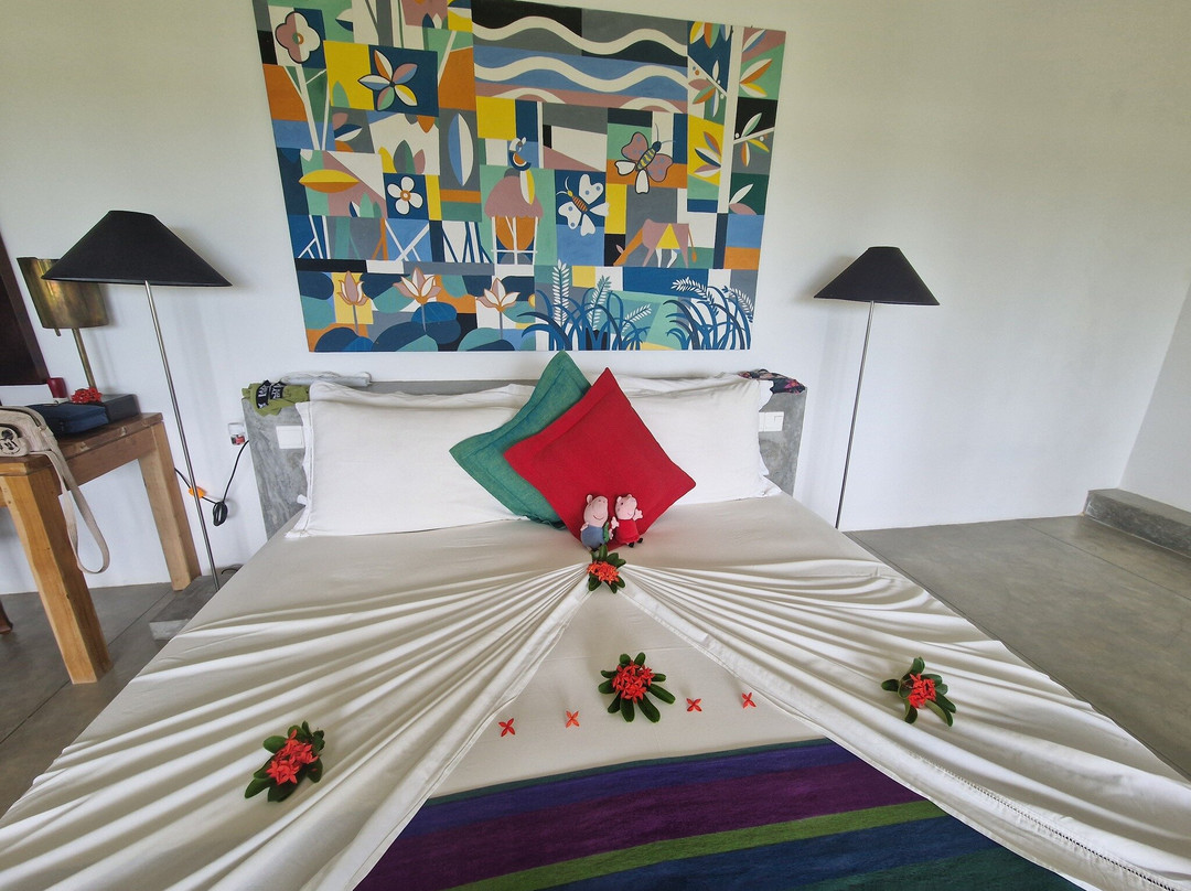 白金汉帕勒斯酒店主图