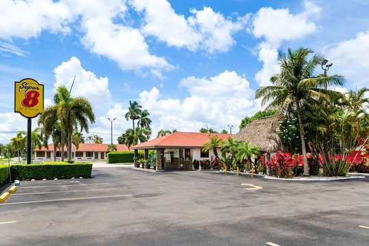 Super 8 by Wyndham, Florida City/Homestead/Everglades主图